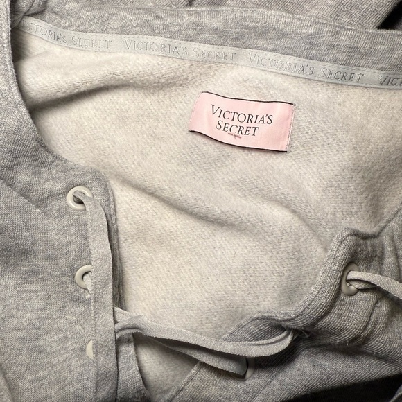 VICTORIA’S SECRET SWEATS BUNDLE - Please read description - Picture 9 of 11